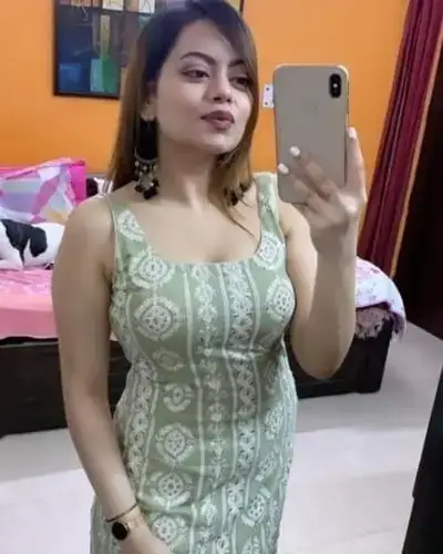 Call Girl in Phullen